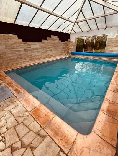 Piscine intérieure